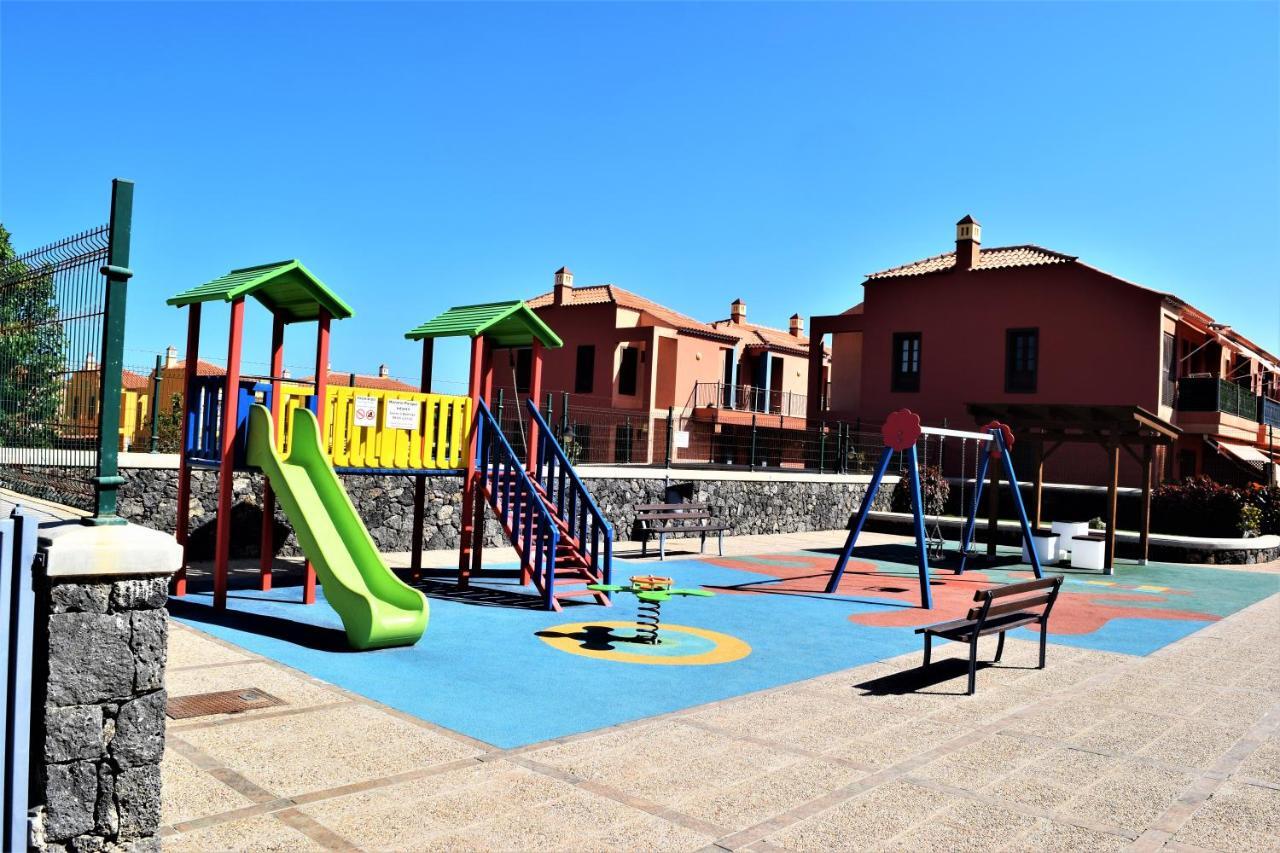 Victoria Family Apartman Tenerife Costa Del Silencio Esterno foto