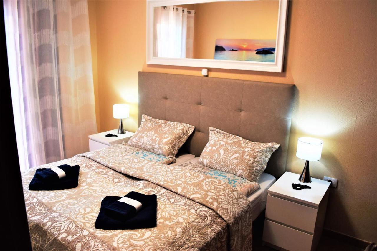 Victoria Family Apartman Tenerife Costa Del Silencio Esterno foto