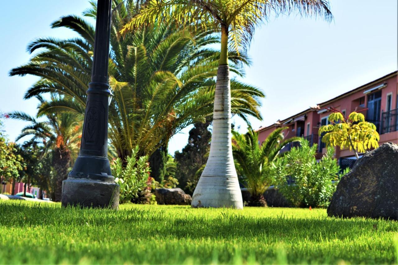 Victoria Family Apartman Tenerife Costa Del Silencio Esterno foto